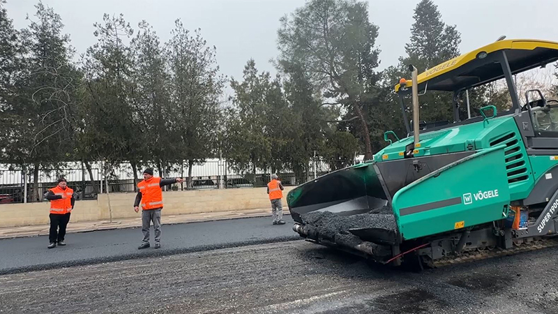 Büyükşehir’den Emniyet Caddesi’nde sıcak asfalt çalışması