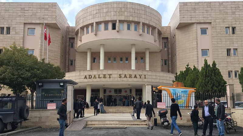 Şanlıurfa polisinden dolandırıcılara büyük operasyon: 30 şüpheli yakalandı