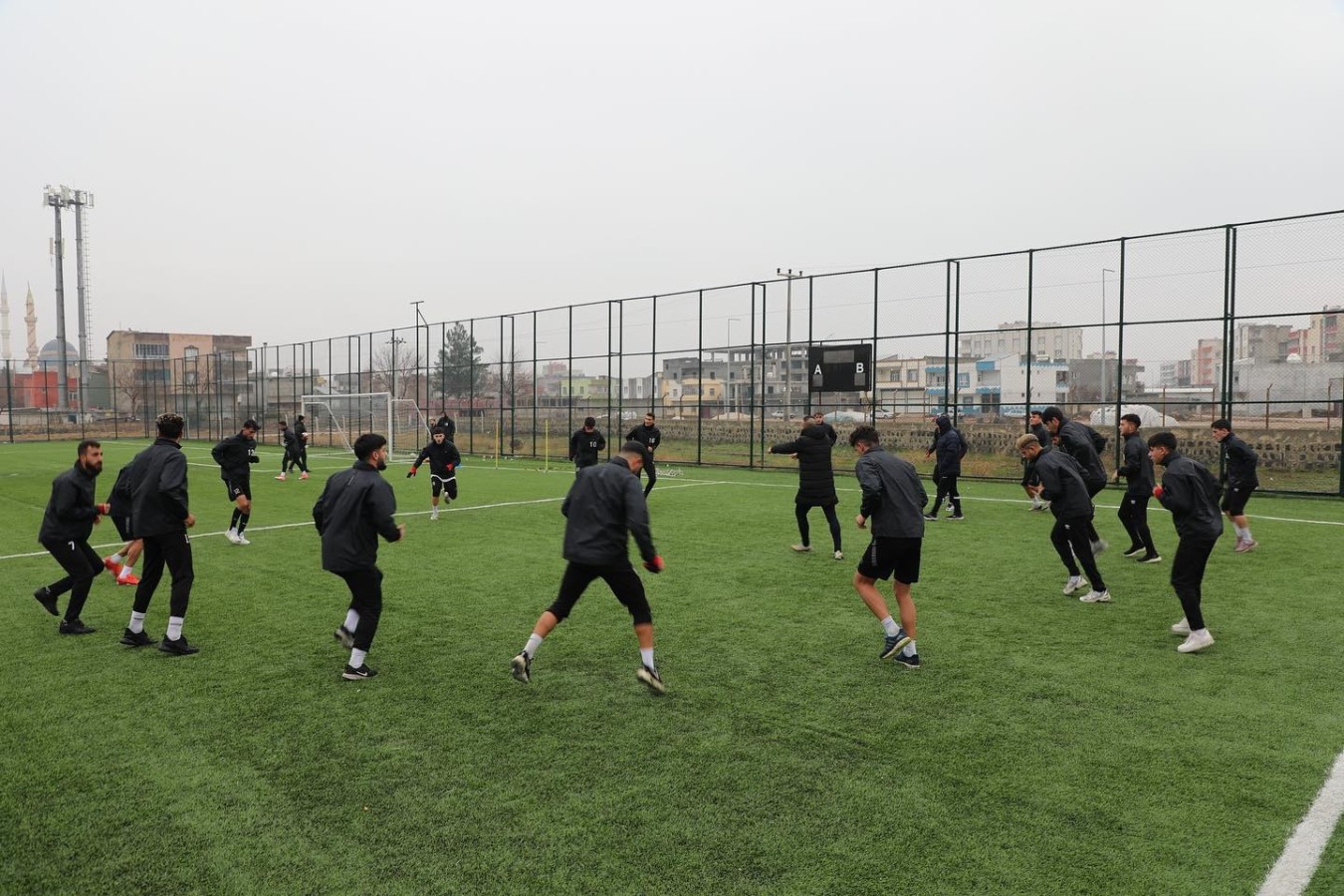 Viranşehir Belediyespor devre arası kampına başladı