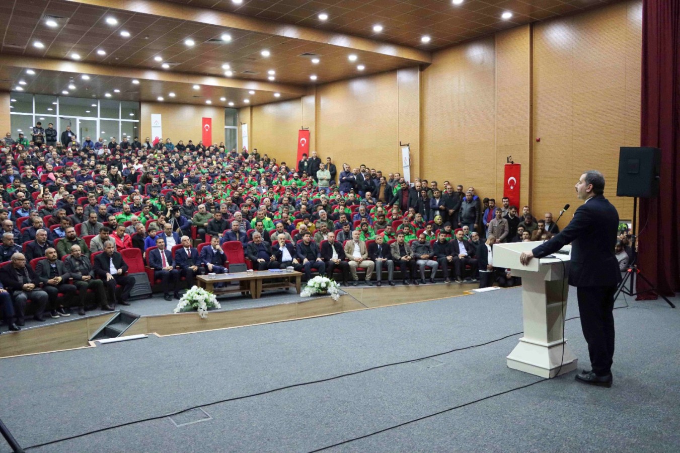 Karaköprü Belediyesi işçisine zam yaptı;