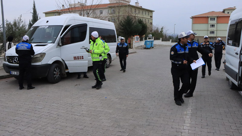 Şanlıurfa’da zabıta ve polisten okul güvenliği denetimi