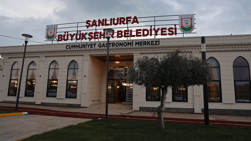 Cumhuriyet Gastronomi Merkezi hizmete girdi;