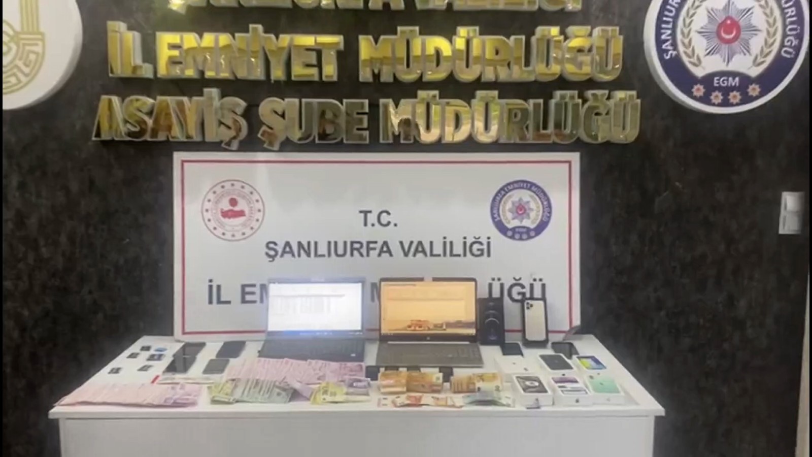 Şanlıurfa'da telefon dolandırıcılarına operasyon: 5 kişi tutuklandı!;