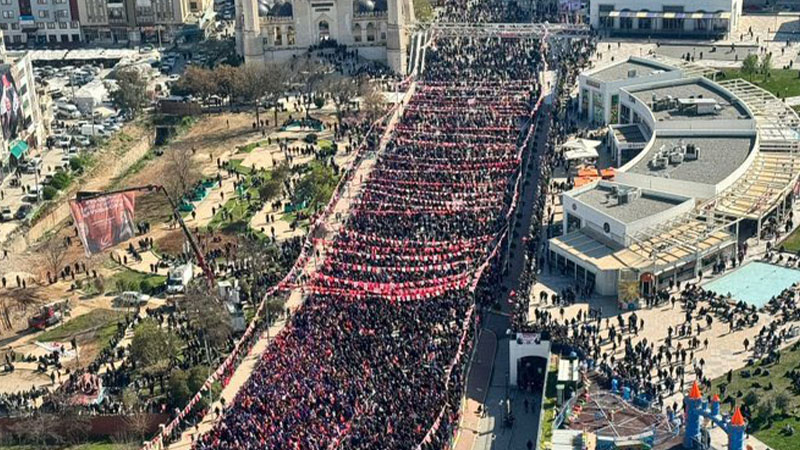 Yeniden Refah Partisi’nin Şanlıurfa mitingine 105 bin kişi katıldı