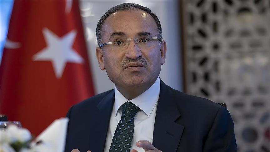 Bozdağ Gülpınar’ı tebrik etti