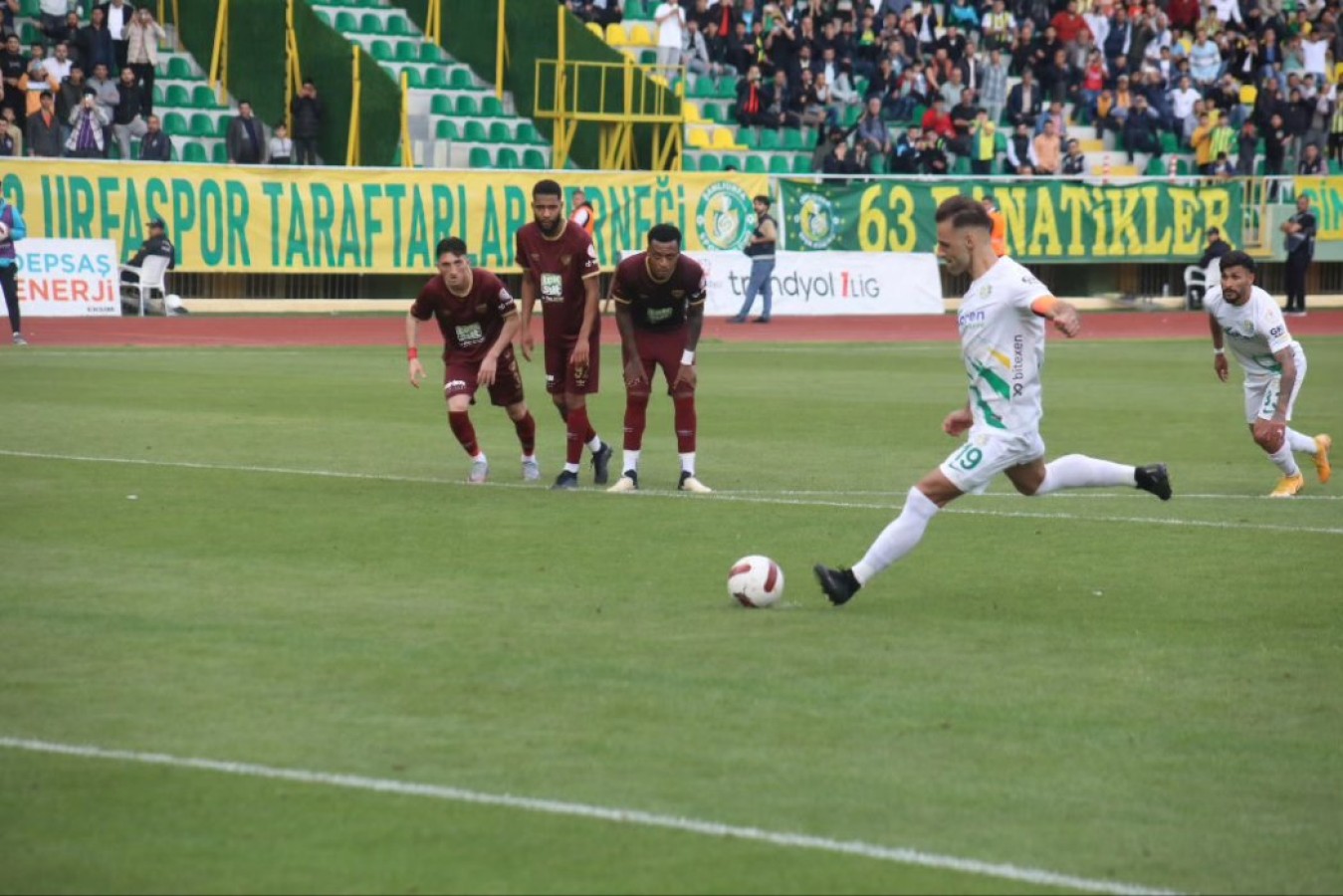 Şanlıurfaspor-Bandırmaspor: 1-1;