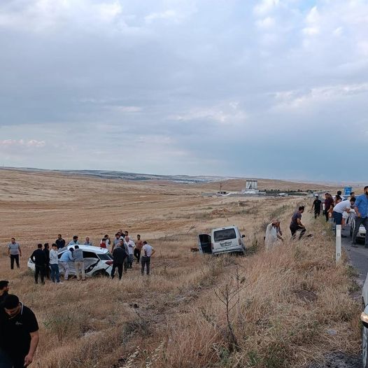 Şanlıurfa-Suruç yolunda kaza! Yaralılar var;