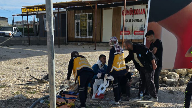 Şanlıurfa’da otomobiller çarpıştı: 4 yaralı;