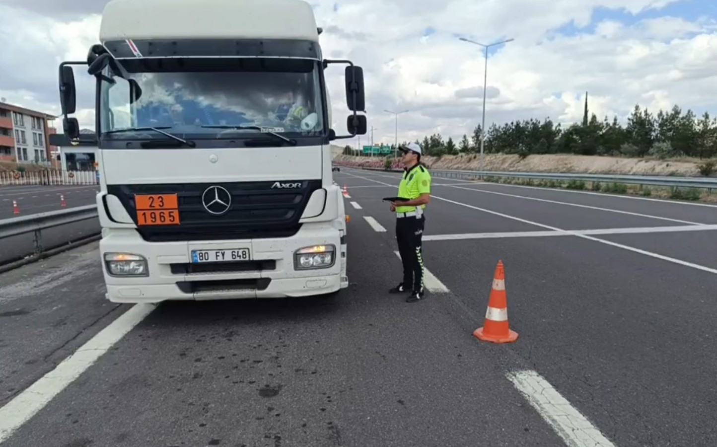 Şanlıurfa’da trafik denetimleri yapıldı;