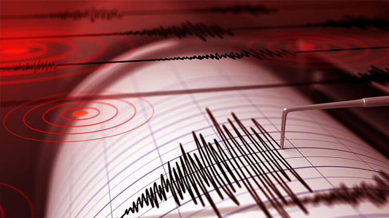 4.0 büyüklüğünde korkutan deprem!;