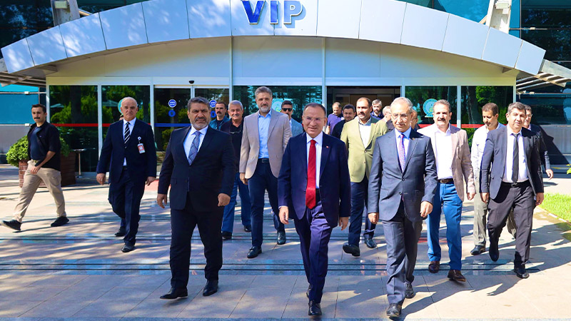 Bekir Bozdağ Şanlıurfa’da: Bayramlaşma programına katılacak;