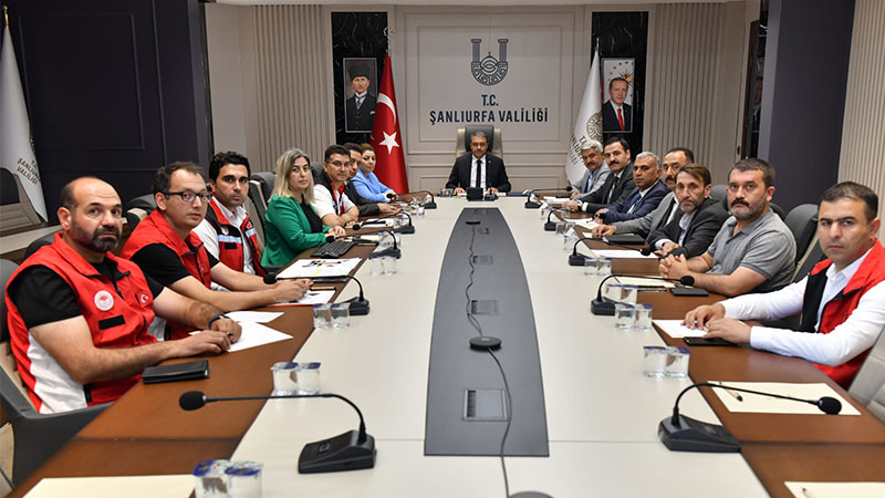 Şanlıurfa’da sokak hayvanları için toplantı! Vali Şıldak başkanlık etti;