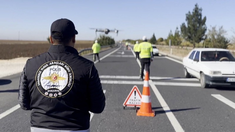 Şanlıurfa’da sürücüler drone ile denetlendi;