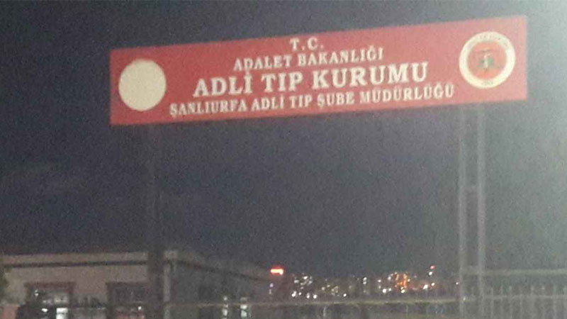 Viranşehir'de 30 yaşındaki 3 çocuk babası kendini astı;