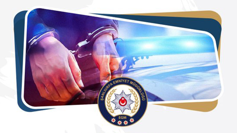 Dolandırıcılıktan aranıyordu! Şanlıurfa polisinden kaçamadı...;