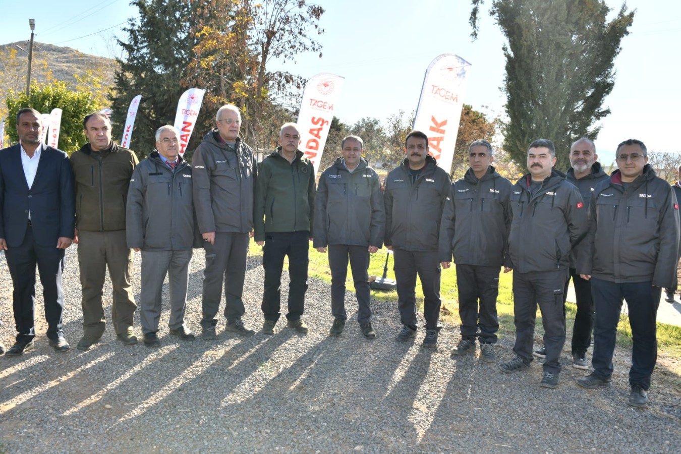 Vali Şıldak, GAPTAEM Tek Tek Dağları işletmesini ziyaret etti;